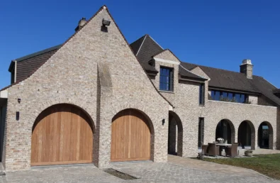 Houten poort bewerkt 1