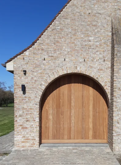 Houten poort bewerkt 2