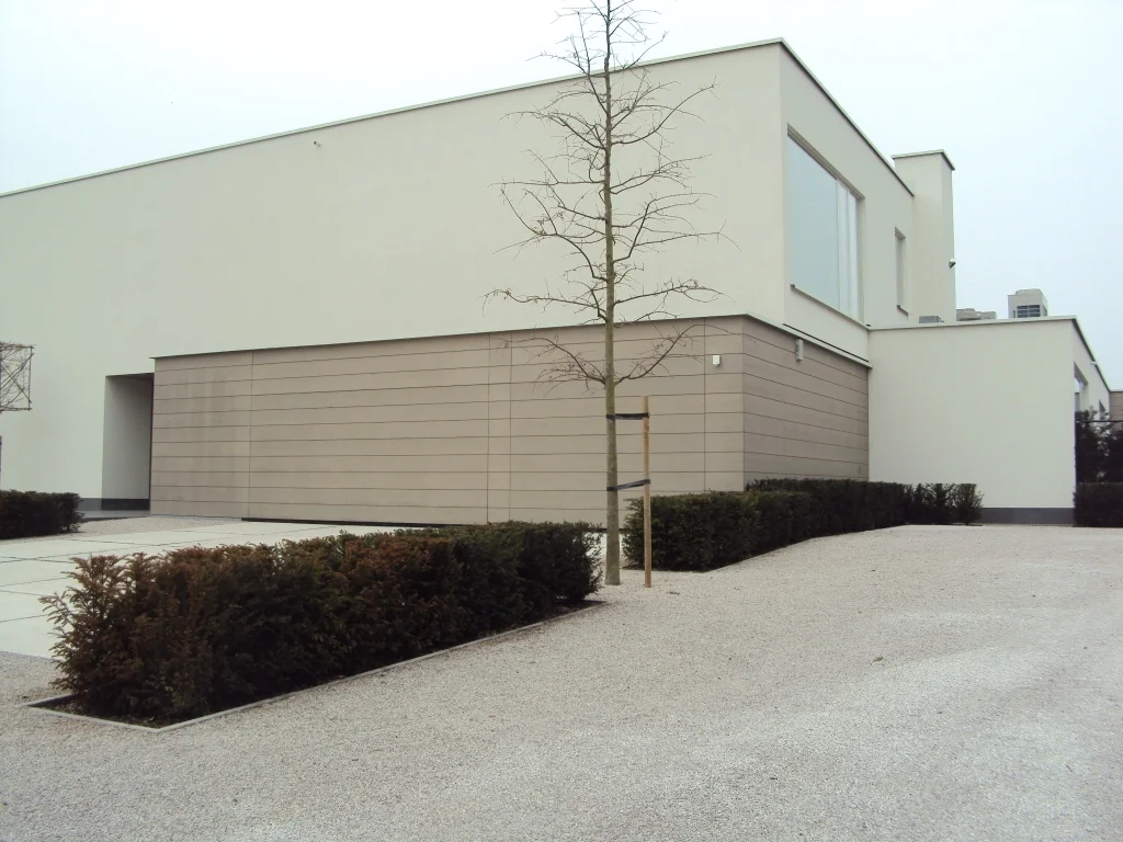 Houten sectionaalpoort 17