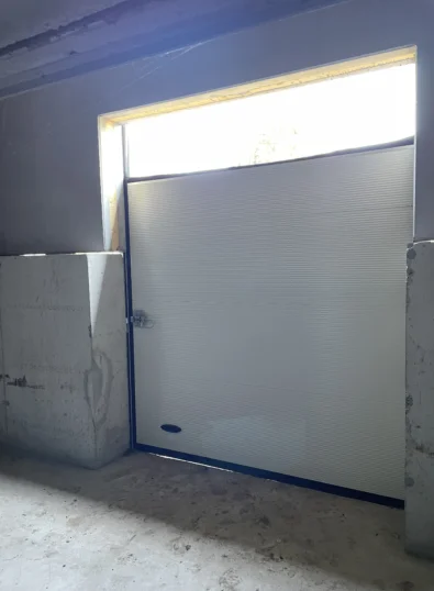 B8 DAED5 C 3 B57 4841 9 DFB 6 AE5 C6 AFF6 BC